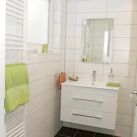 아파트 Business + Life