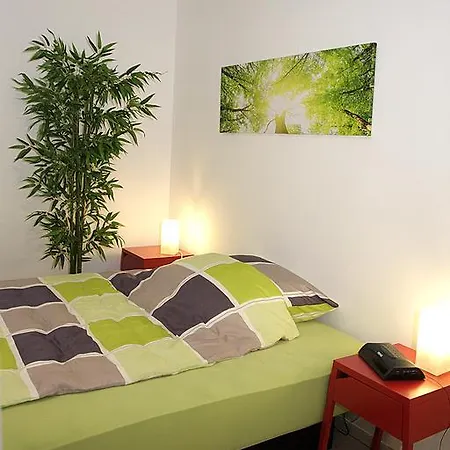 아파트 Business + Life